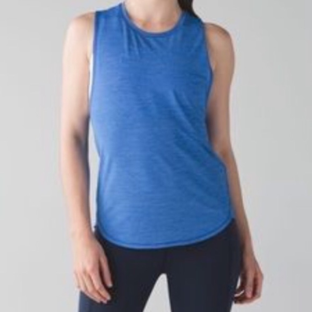 Lululemon In A Cinch High Neck Tank